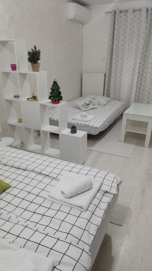 Apartman Jevrejska บันยาลูกา ภายนอก รูปภาพ
